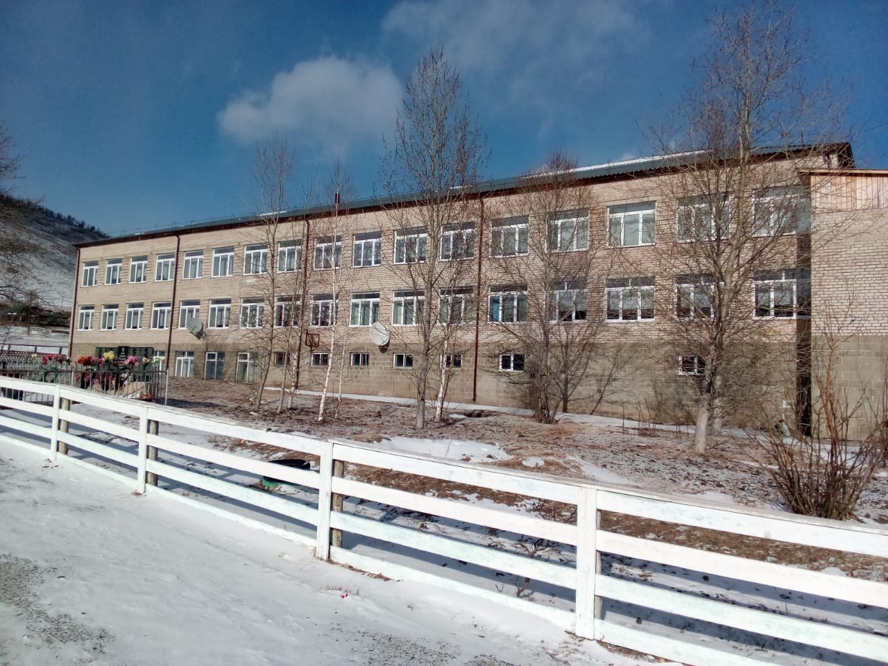 Главное изображение школы.
